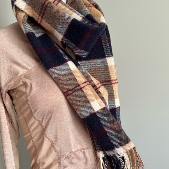 Harrods Wool Scarf Beige/blue - Picture 6 of 6